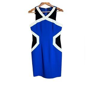 Fresh soul blue sleeveless dress.